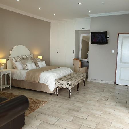 Pongola Road Self Catering Accommodation Uitenhage ภายนอก รูปภาพ
