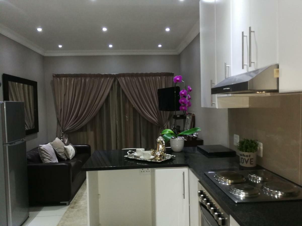 Pongola Road Self Catering Accommodation Uitenhage ภายนอก รูปภาพ