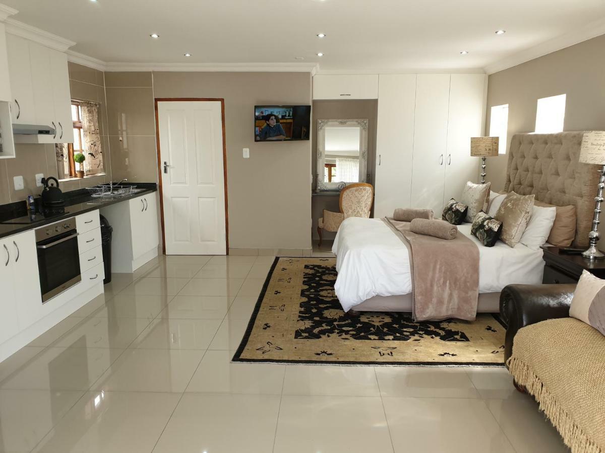 Pongola Road Self Catering Accommodation Uitenhage ภายนอก รูปภาพ